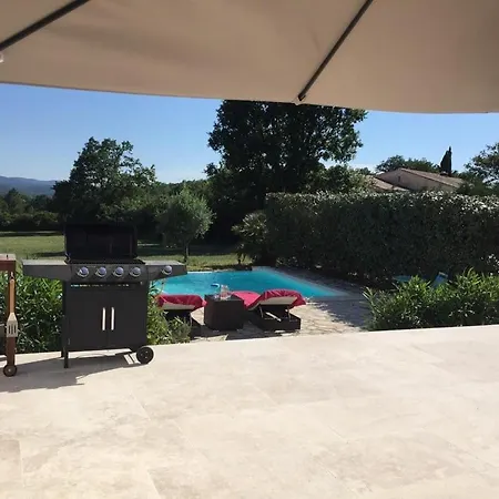 Belle Maison Avec Piscine A Debordement Chauffee Barjac (Gard)